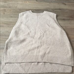 H&M Women's Beige Sweater Vest